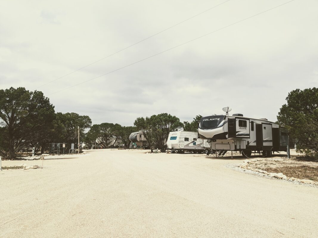 Camp Caravan Waco RV park in Lorena, TX (photo 4)