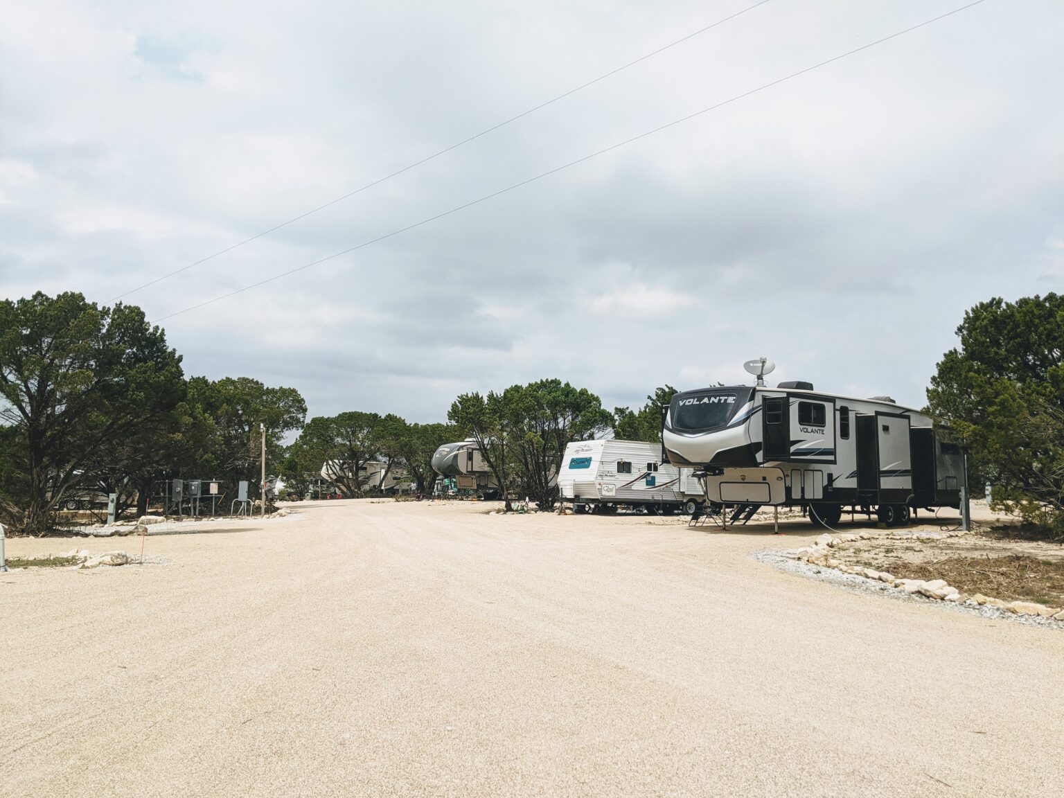 About the Park - Camp Caravan - RV Park in Waco, Texas